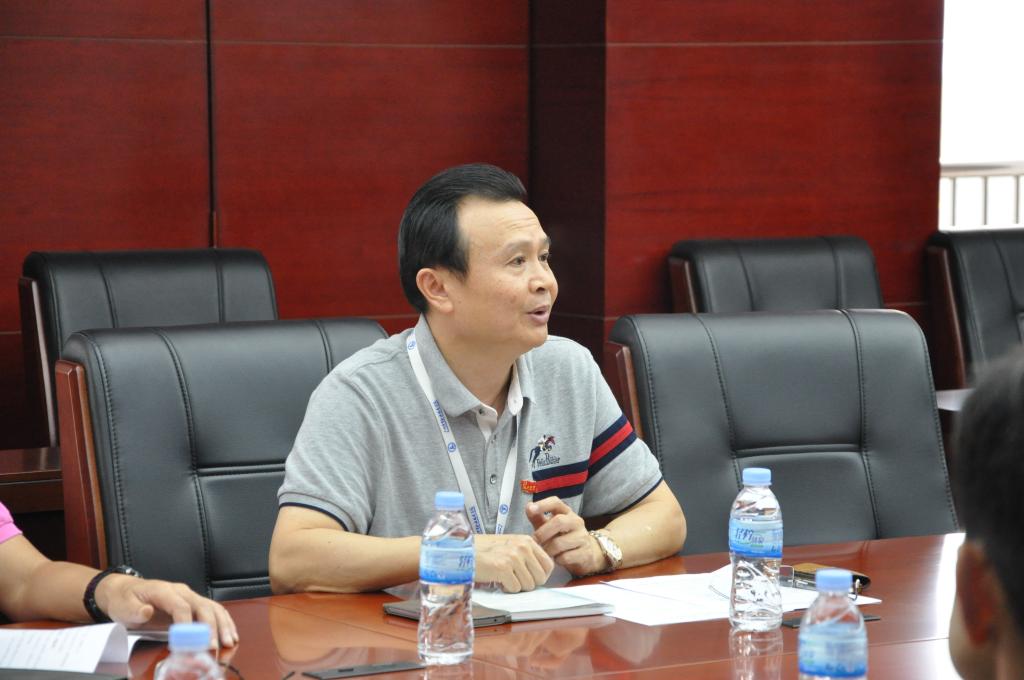 学院党委副书记兼纪委书记林彬作迎检工作动员