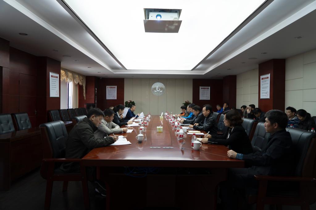 谭爱英副局长一行出席学院高职教育工作调研座谈会
