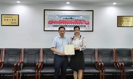 说明:C:\DOCUME~1\ADMINI~1\LOCALS~1\Temp\WeChat Files\6f91a9e770b74c954d9cbca19d4b264.jpg